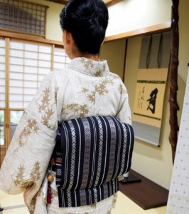 綿麻　よろけ縞に楓　夏帯 絽献上