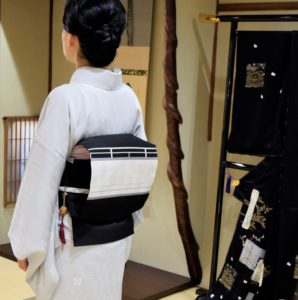 単衣　飛び柄小紋　綴れ八寸　三条大橋