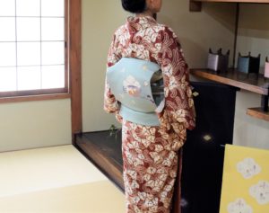 名古屋帯　宝袋　茜染め　総絵羽小紋