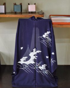 夏羽織　網干に千鳥