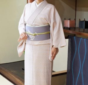 西陣御召　覗き唐花帯