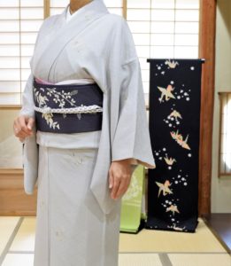 袷小紋　変わり飛び七宝小紋　出会秋草の帯