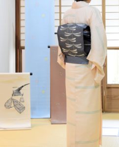 単衣　染め紬　横縞　夏帯　トンボ　紗　すくい　手織　今小路 あま宮　長月のキモノ