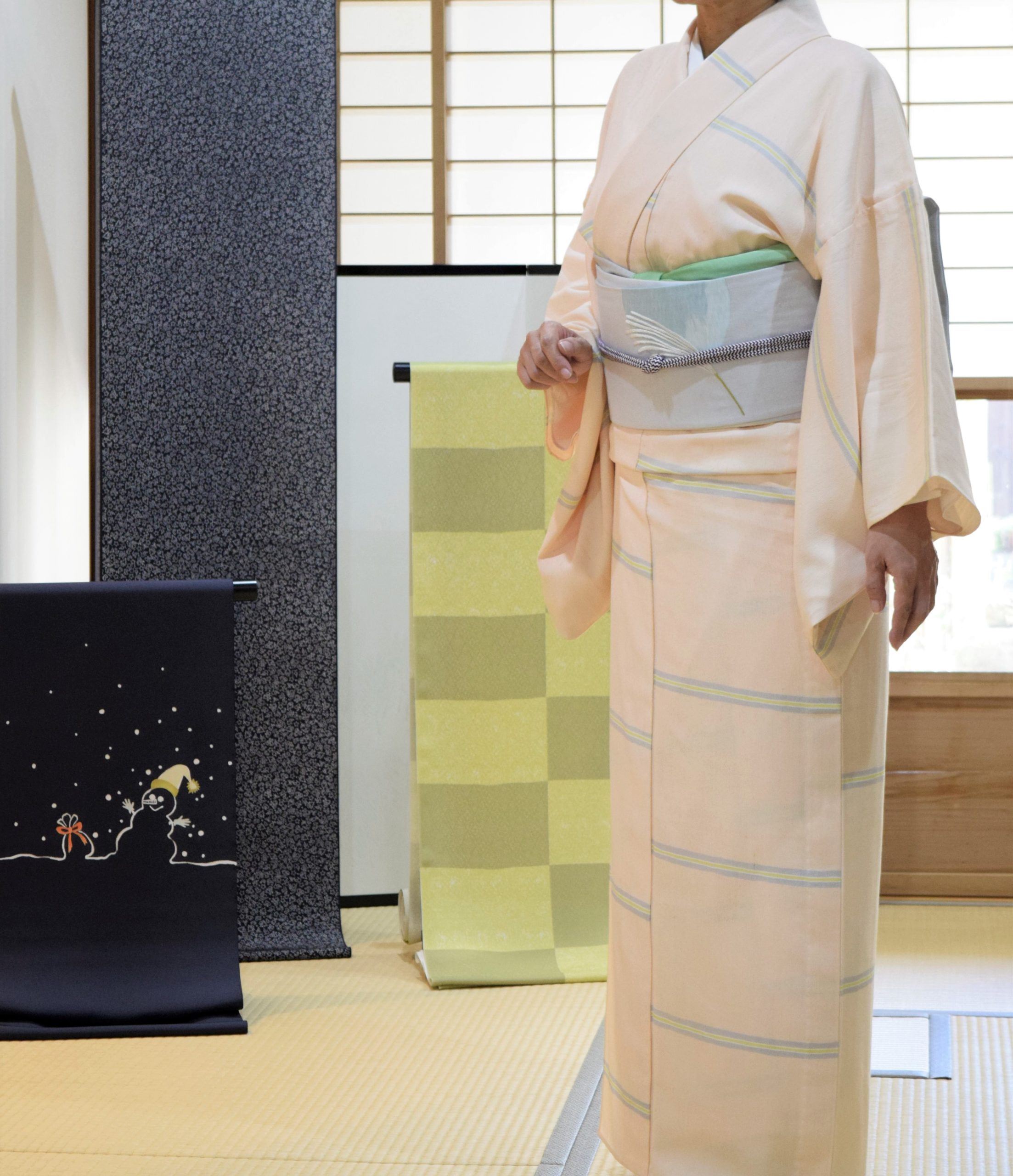 単衣 染め紬 横縞 織の九寸名古屋帯 草木染め 刺繍 夢訪庵 手織 芒 今小路 あま宮 神無月のキモノ