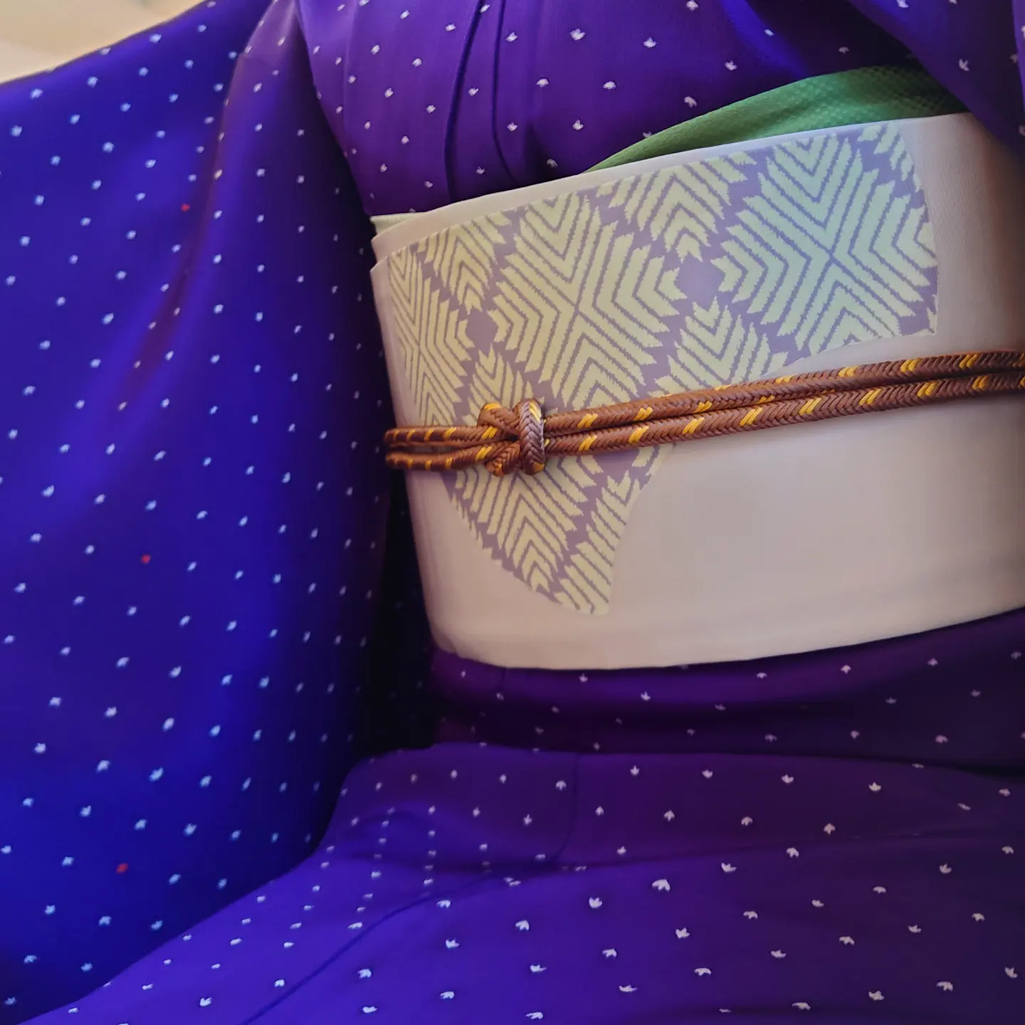 小紋 一越ちりめん 三枚笹 二枚型 真糊 塩瀬の染帯 分銅 今小路あま宮 霜月のキモノ