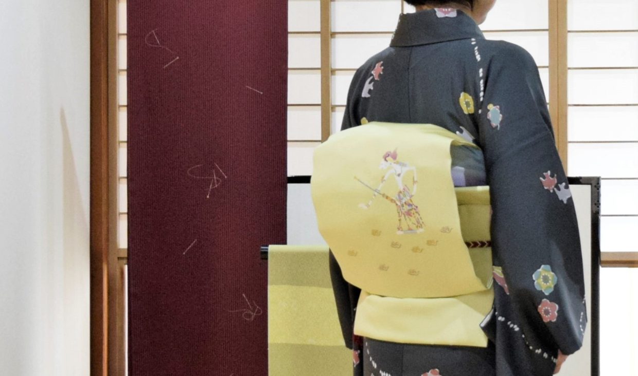 小紋　全体柄小紋　ウサギとカメ　塩瀬の染帯　ジャワ影絵　今小路 あま宮　霜月のキモノ