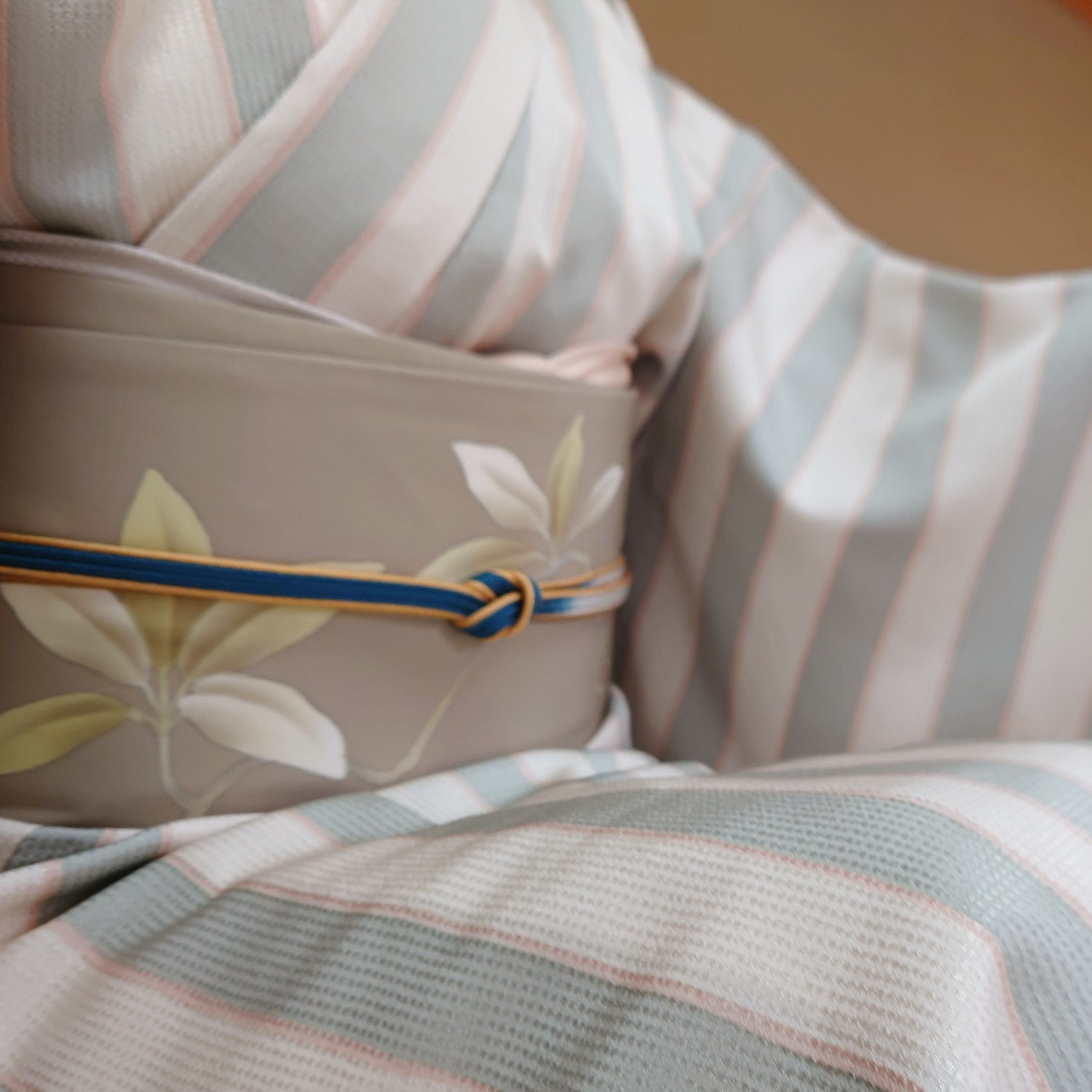 単衣 ロウケツ 両子持ち縞 塩瀬 あけび 今小路 あま宮 室町パトロール 神無月のキモノ