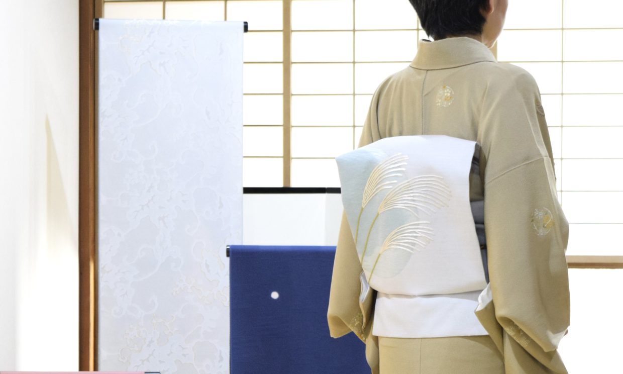 小紋　飛び柄小紋　松竹梅丸文　織の九寸名古屋帯　手織　草木染め　刺繡　夢訪庵　芒　今小路 あま宮　神無月のキモノ