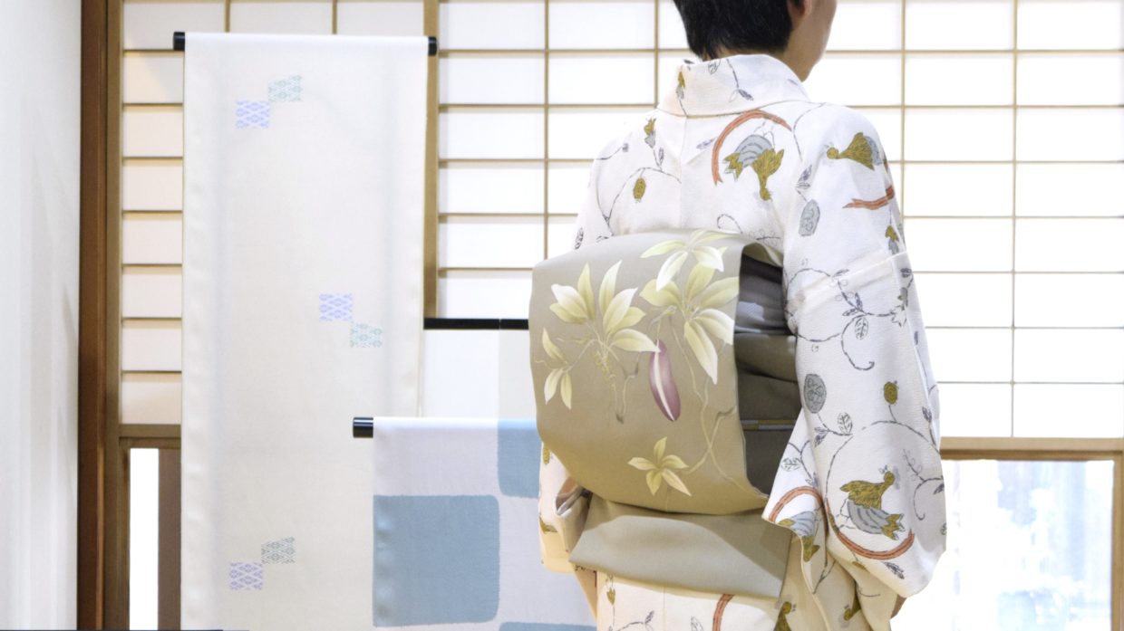 単衣　鬼シボ縮緬　真糊　伊勢型　欧風更紗　パッチ鳥　塩瀬の染帯　季節の染帯　あけび　今小路 あま宮　神無月のキモノ