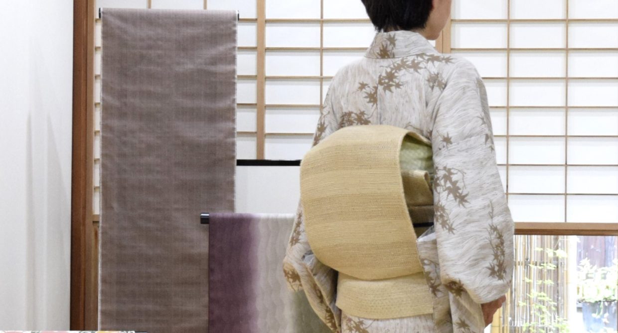 エジプト綿麻　よろけ縞に楓　伊勢型紙　真糊　自然布　藤布　今小路 あま宮　雨の日のキモノ　文月のキモノ
