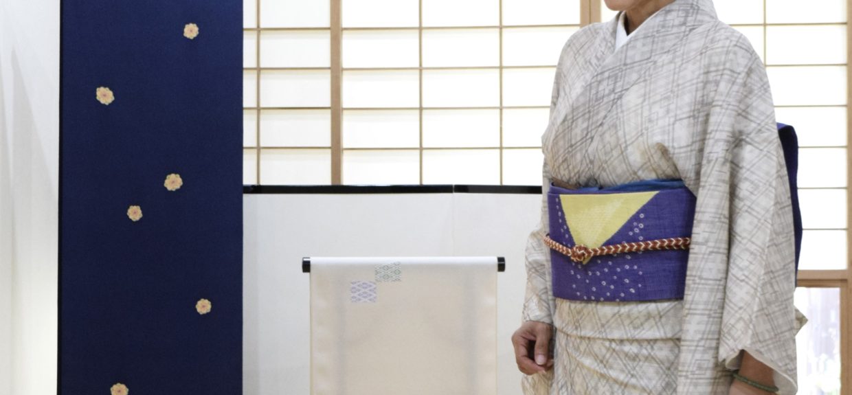 紗紬　ぜんまい入り　摺り小紋　斜め格子　夏帯　絞り　きりばみ　今小路 あま宮　長月のキモノ