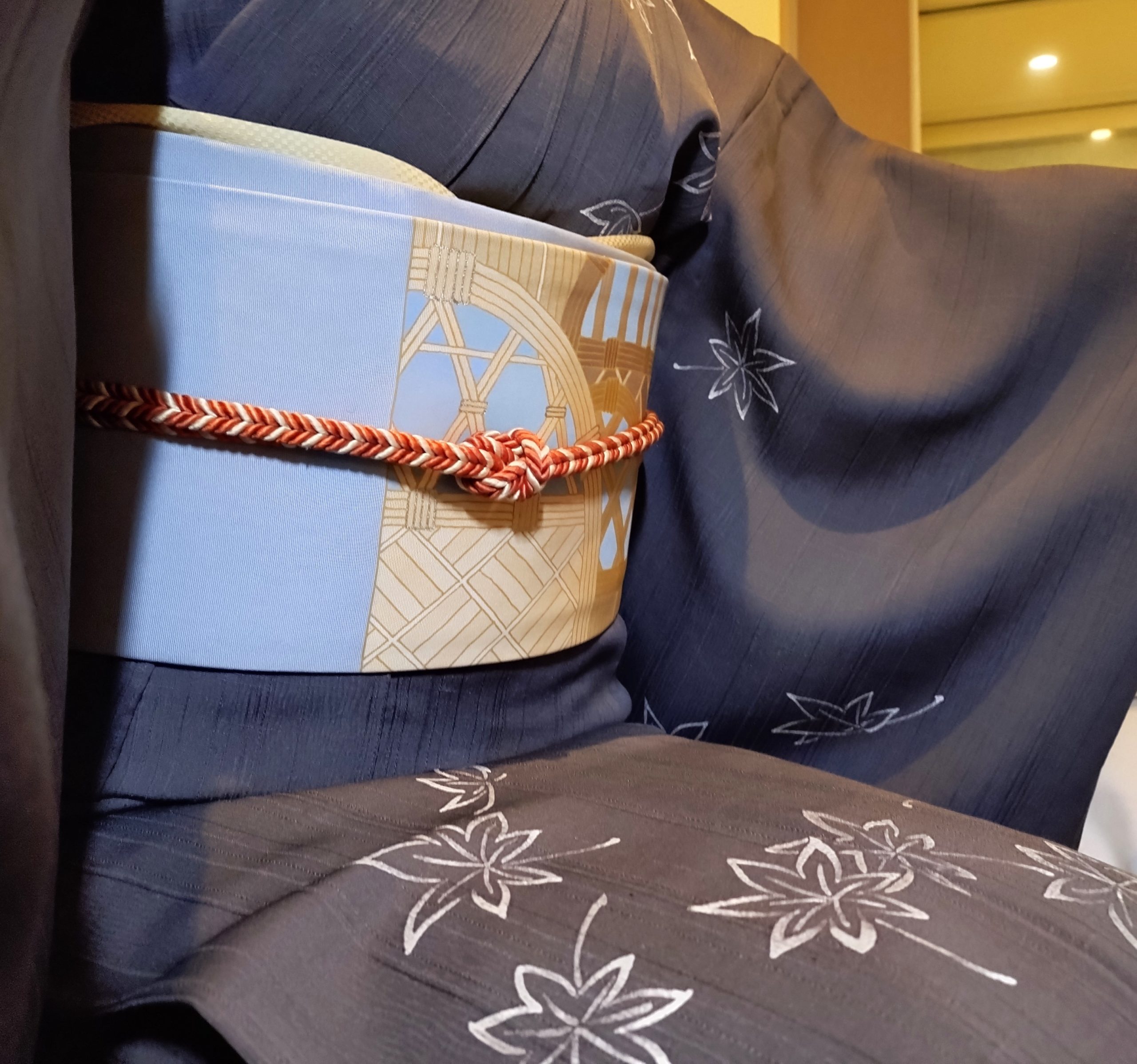 単衣 附下 ロウケツ 紅葉 塩瀬の染帯 光悦垣 今小路 あま宮 霜月のキモノ ちょっとお出かけキモノ お江戸出張のキモノ