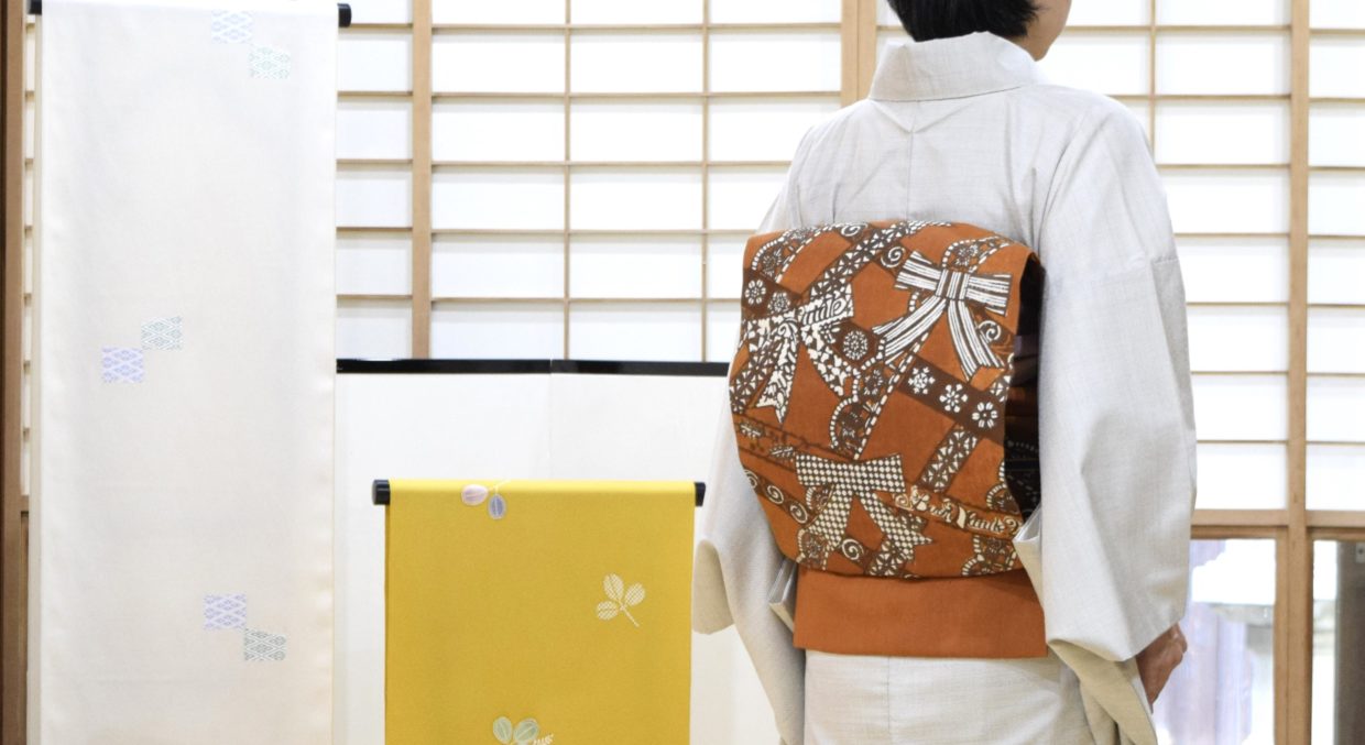 リング大島　白大島　蚊絣　染の九寸名古屋帯　型染め　荒川眞理子　今小路 あま宮　今小路 あま宮 別誂え　霜月のキモノ