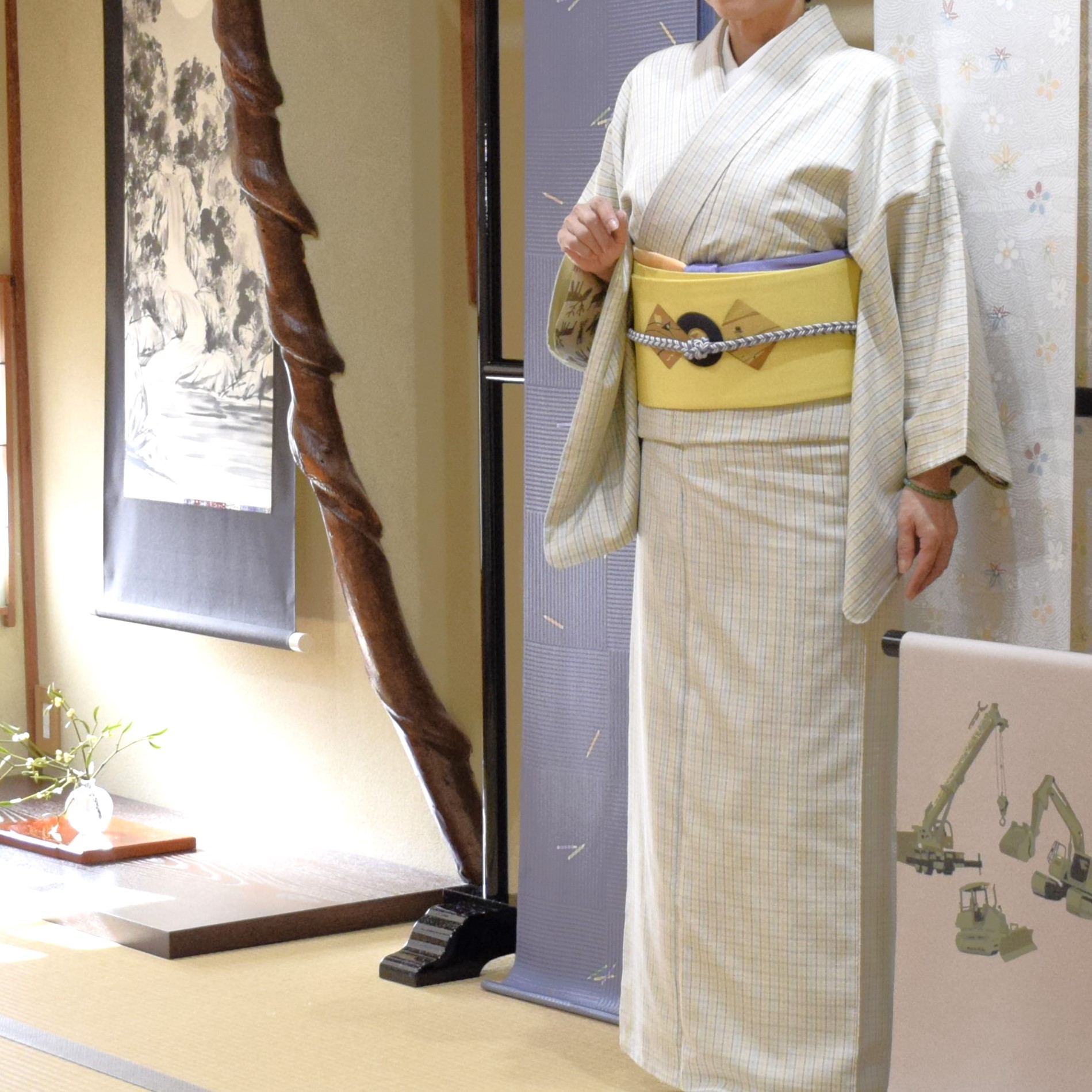 真綿紬 地機 多色縞格子 塩瀬の染帯 蓄音機 今小路 あま宮 師走のキモノ