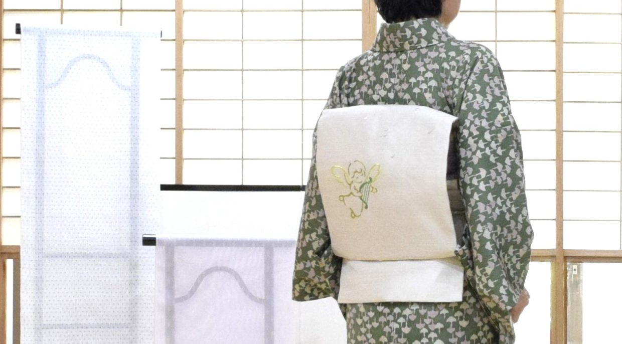 小紋　紬ちりめん　単衣　真糊　伊勢型小紋　鶴　織の九寸名古屋帯　手織り　草木染め　夢訪庵　天使とハープ　今小路 あま宮　皐月のキモノ