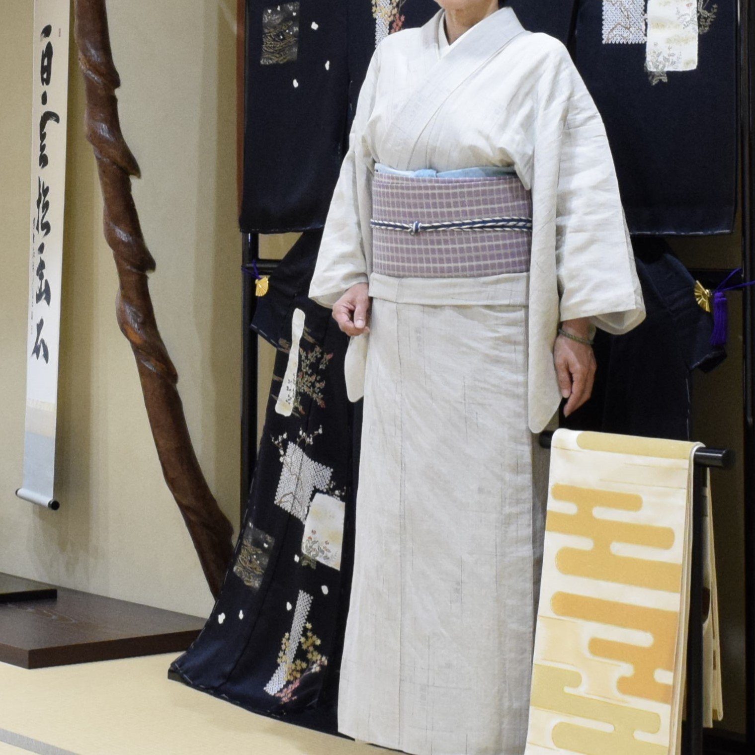 絹麻 夏結城 越後上布の麻糸 結城紬 地機 飛び絣 夏帯 間道 今小路 あま宮 水無月のキモノ