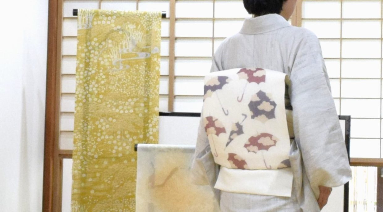 夏結城　地機　飛び絣　絹麻　越後上布の麻糸　夏帯　紗紬　アンブレラ　今小路 あま宮　水無月のキモノ　雨の日のキモノ