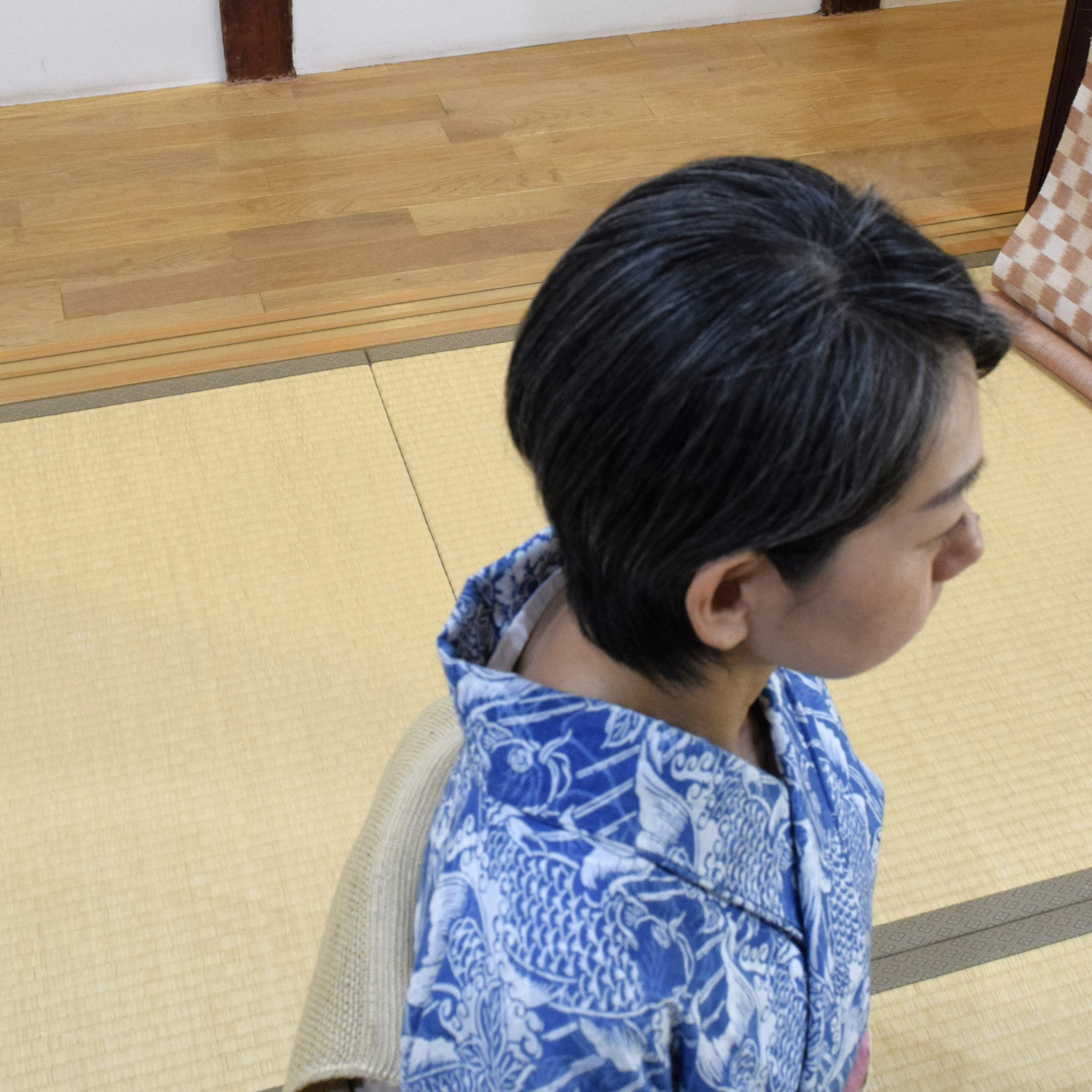 浴衣 松原忠 長板中型 両面染め 鯉に牡丹と柳 自然布 藤布 今小路 あま宮 文月のキモノ 小衿芯 肌着用衿芯 はだゑり正 着付け小物の話