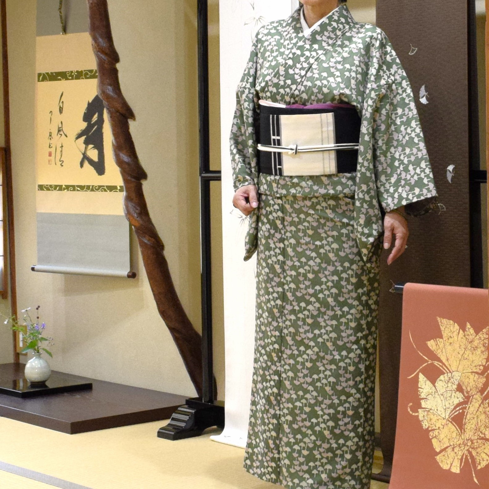 単衣 紬ちりめん 鶴 真糊 伊勢型小紋 八寸 本掻き爪綴れ 三条大橋 今小路 あま宮 京都 長月のキモノ