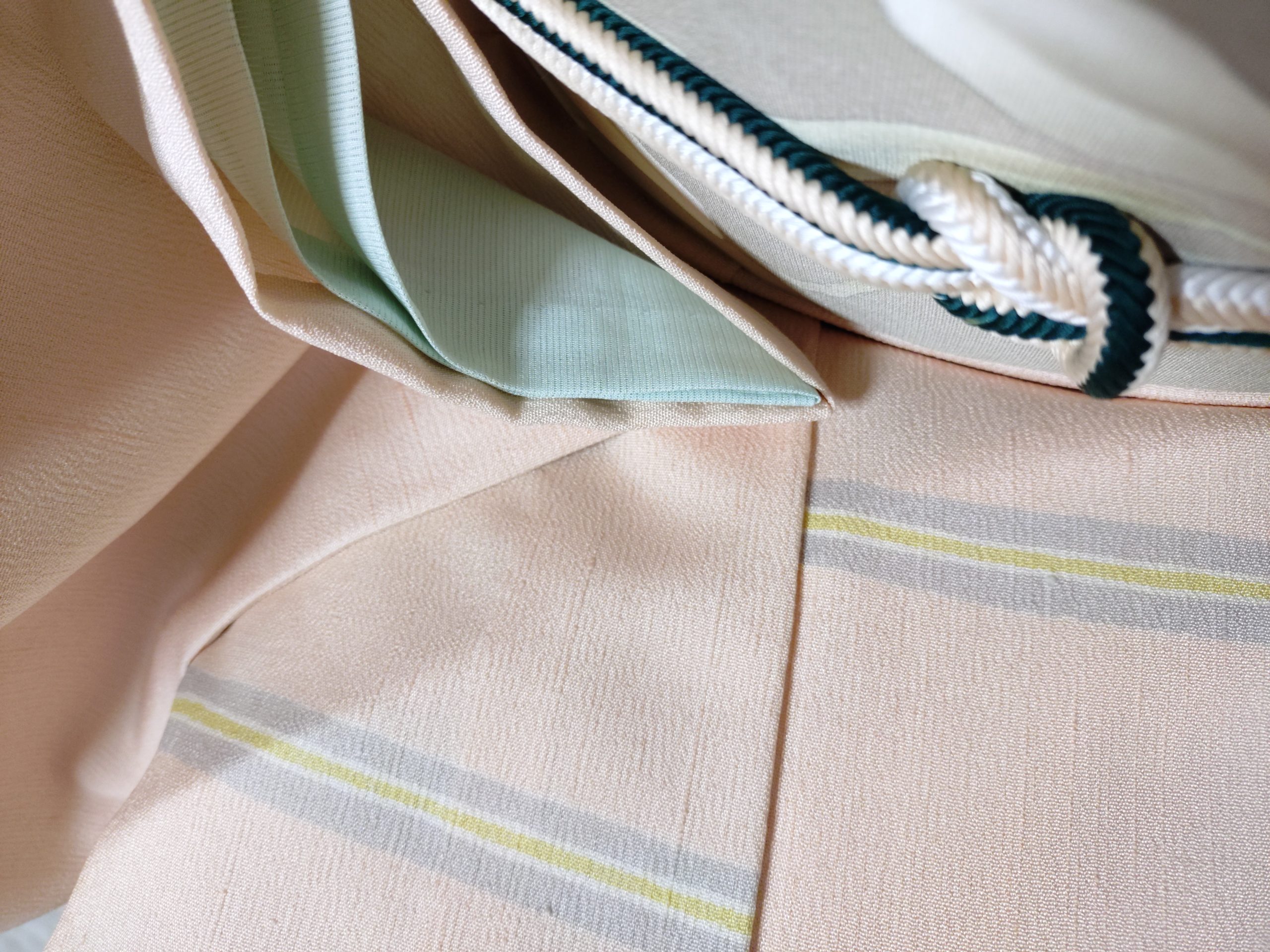 単衣 紬ちりめん 横段間道 塩瀬の染帯 季節の染帯 あけび 今小路 あま宮 神無月のキモノ 室町パトロールキモノ 色襦袢 絽襦袢