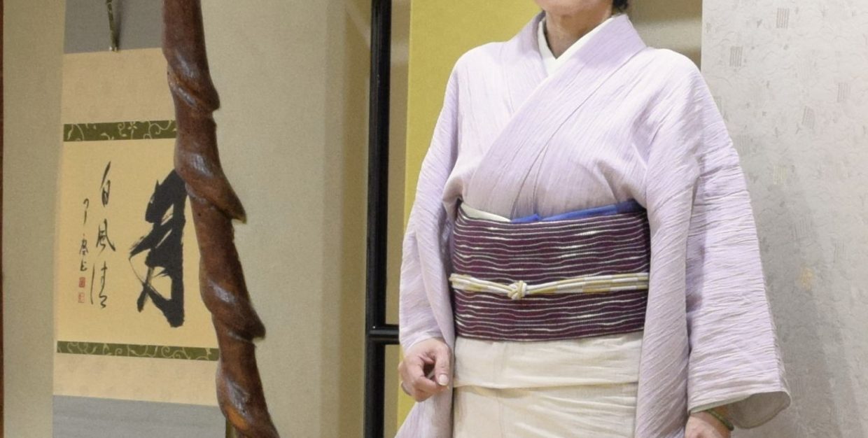 綿ちぢみ　絵羽　八寸名古屋帯　伊予紬　手織り　草木染め　夢訪庵　今小路 あま宮　神無月のキモノ　雨予報の着物