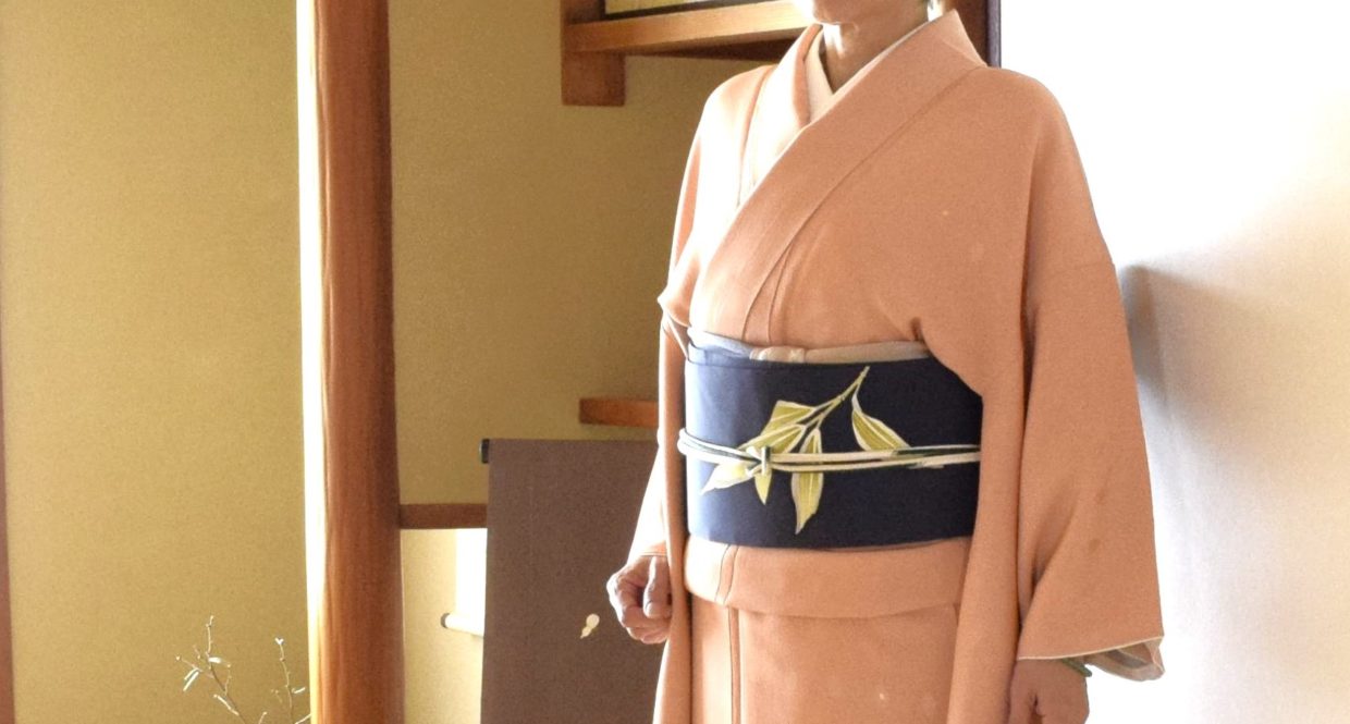 小紋　飛び柄小紋　箔水玉　塩瀬の染帯　季節の染帯　熊笹　今小路 あま宮　霜月のキモノ　お出かけキモノ