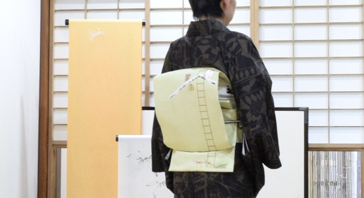 泥大島　絵絣　古都　塩瀬の染帯　季節の染帯　染の九寸名古屋帯　クリスマス　今小路 あま宮　京都　師走のキモノ