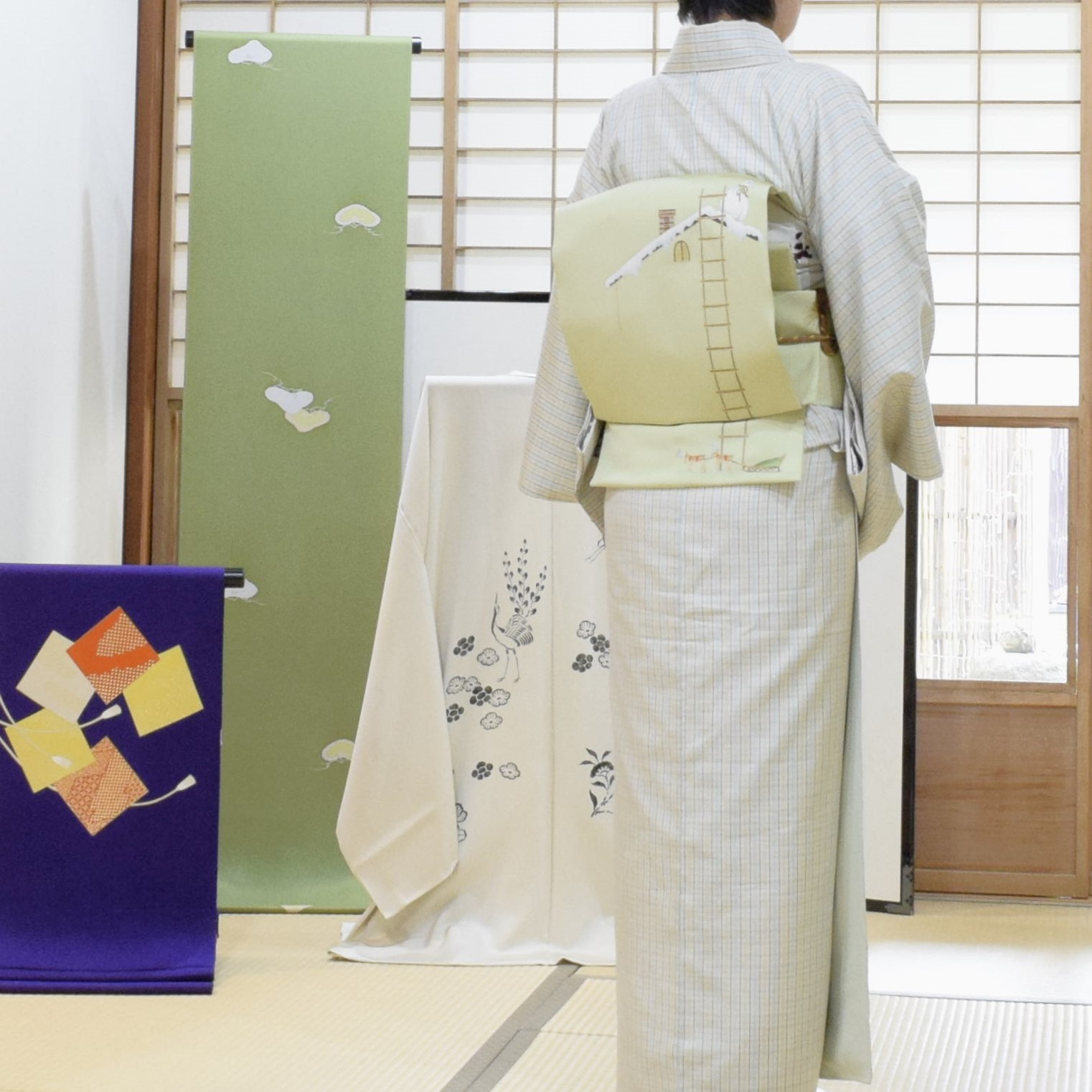 真綿紬　地機　手織り　多色縞格子　塩瀬の染帯　季節の染帯　染の九寸名古屋帯　クリスマス　サンタさんの帯揚げ　京都　今小路 あま宮　師走のキモノ