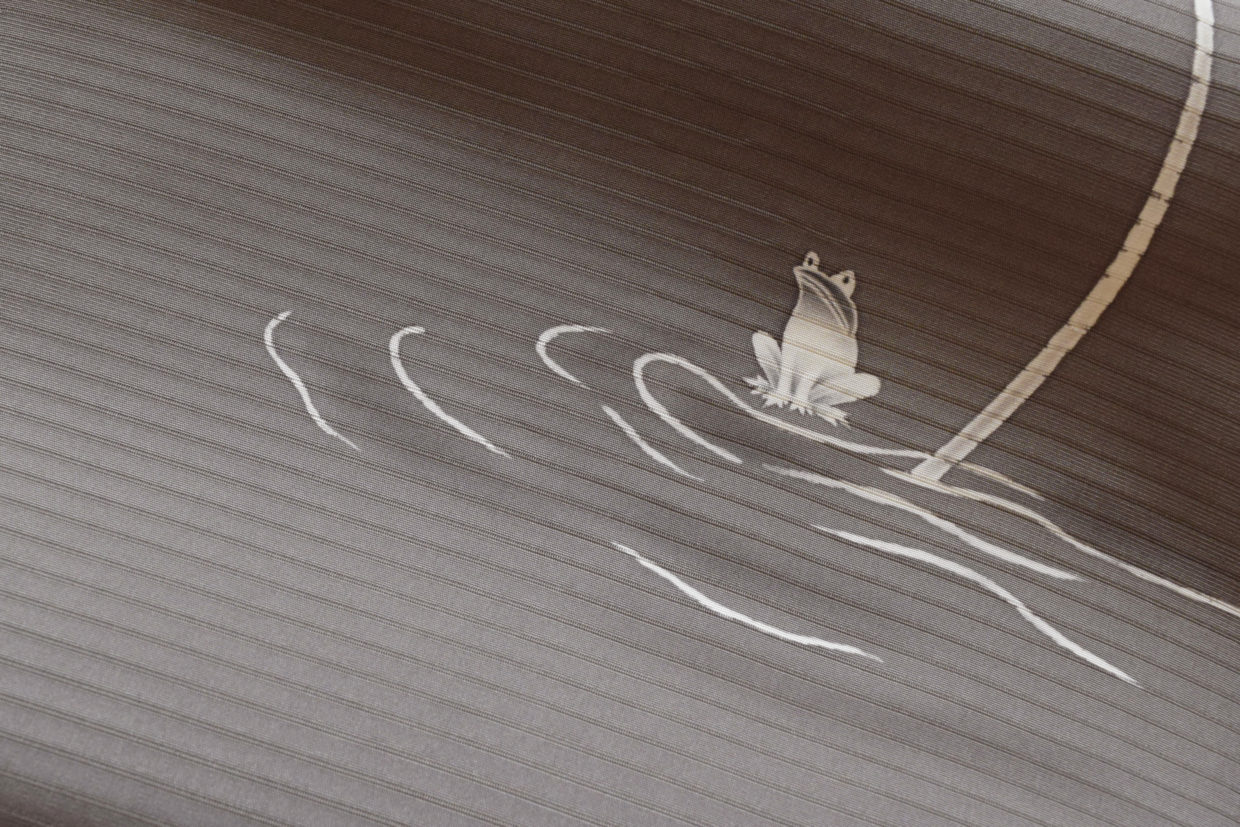 染帯　絽塩瀬　染の九寸名古屋帯　夏帯　季節の染帯　ロウケツ　蓮に蛙　今小路 あま宮　京都