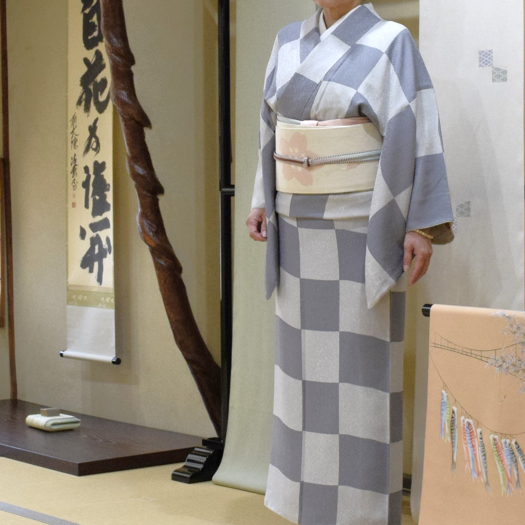 小紋 二釜市松 鳳凰丸文 綸子 染の名古屋帯 季節の染帯 絞り 桜 今小路 あま宮 弥生のキモノ 京都