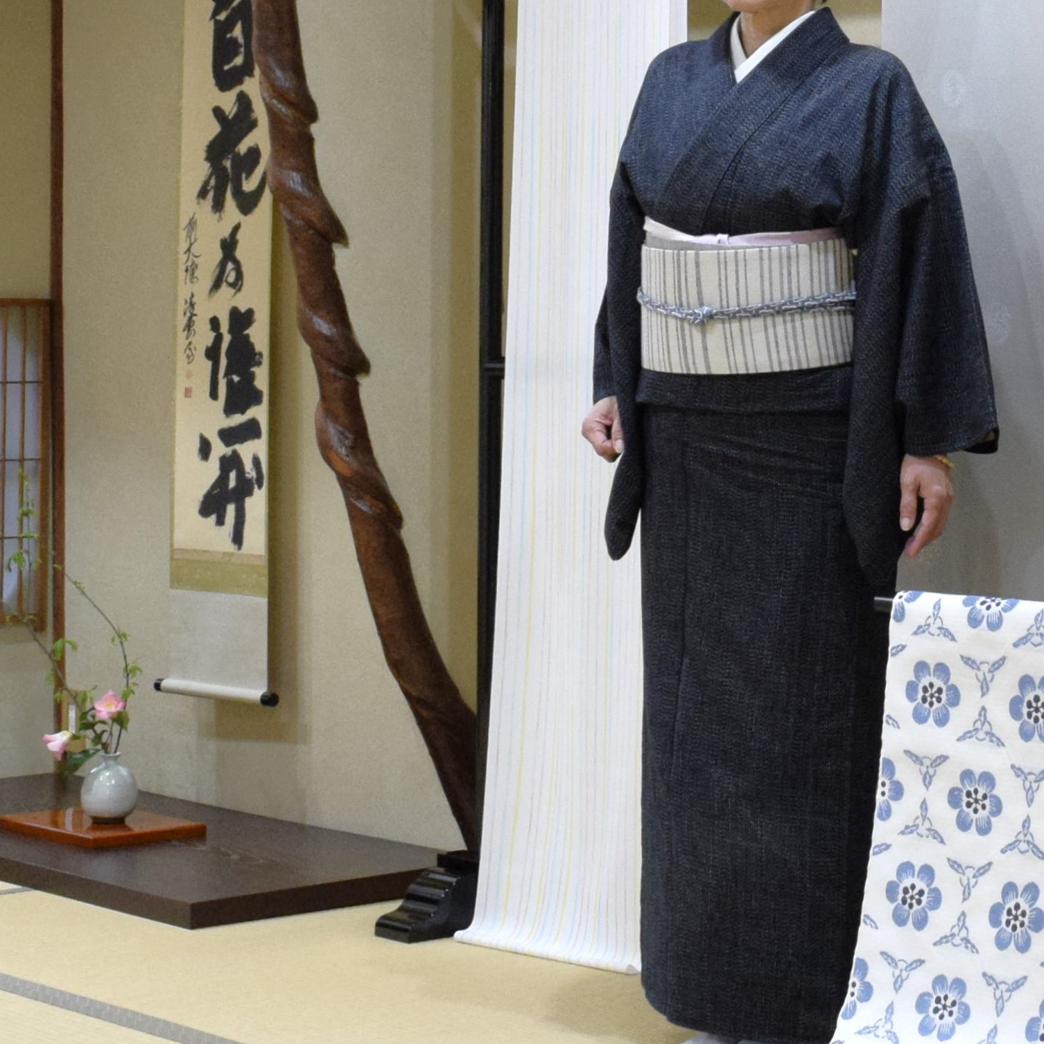 木綿 久留米絣 文人絣 織の九寸名古屋帯 手織 草木染め 夢訪庵 伊予縞九寸 雨の日のキモノ 卯月のキモノ